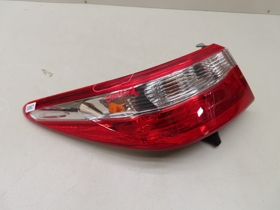 2015-2017 TOYOTA CAMRY REAR LEFT DRIVER SIDE OUTER TAIL LIGHT HALOGEN LAMP