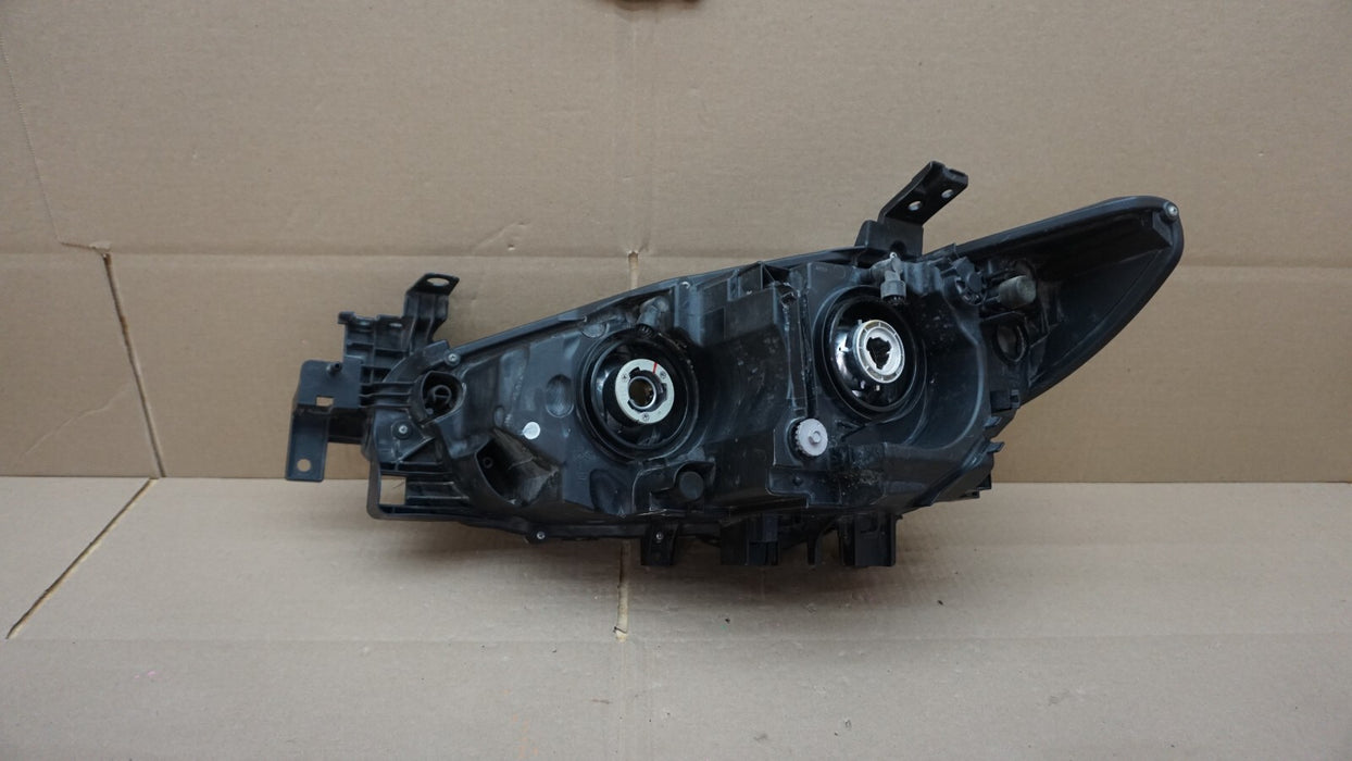 2014-2017 MZDA 6 FRONT RIGHT PASSENGERS SIDE HEADLIGHT OEM 14 15 16 17