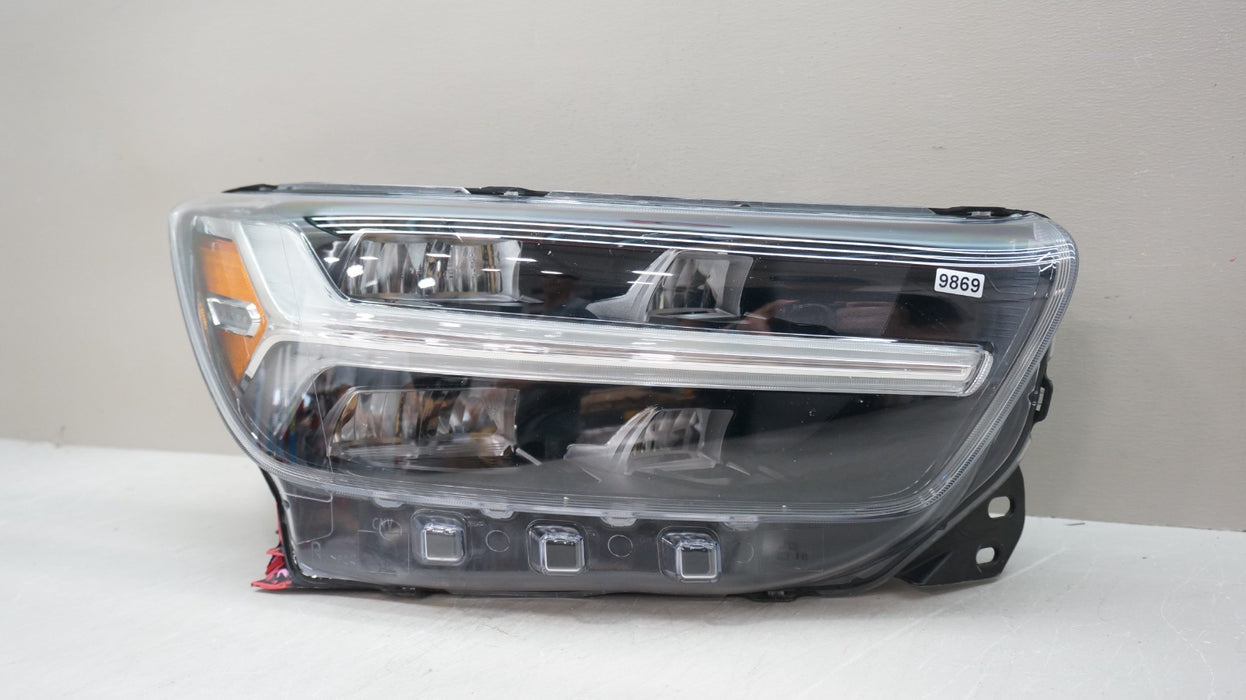 2019-2022 VOLVO XC40 FRONT RIGHT PASSENGER SIDE LED HEADLIGHT OEM 31655998