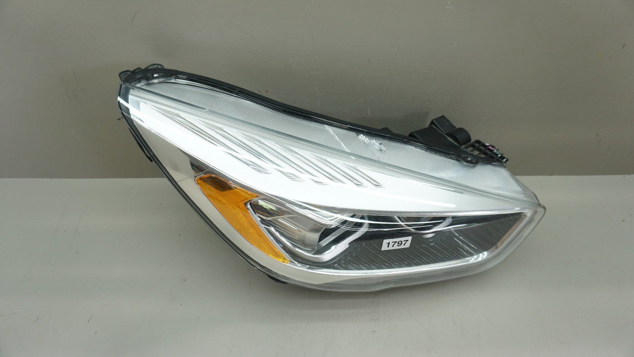 2017-2019 FORD ESCAPE FRONT RIGHT HEADLIGHT LAMP HID XENON OEM GJ54-13D152-AF