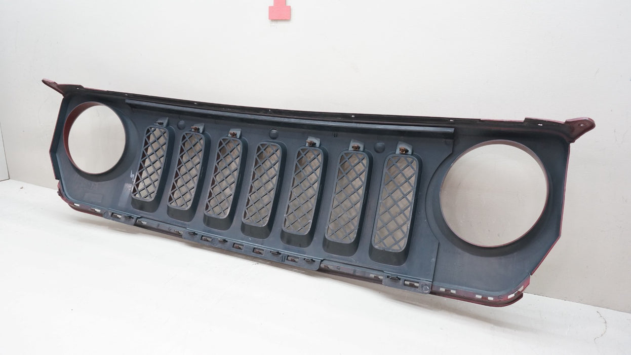 2011-2017 JEEP PATRIOT FRONT RADIATOR GRILLE GRILL 741350BS2AA OEM