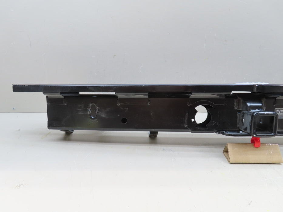2015-2020 ESCALADE TAHOE YUKON REAR BUMPER REINFORCEMENT TOW HITCH OEM 22806381