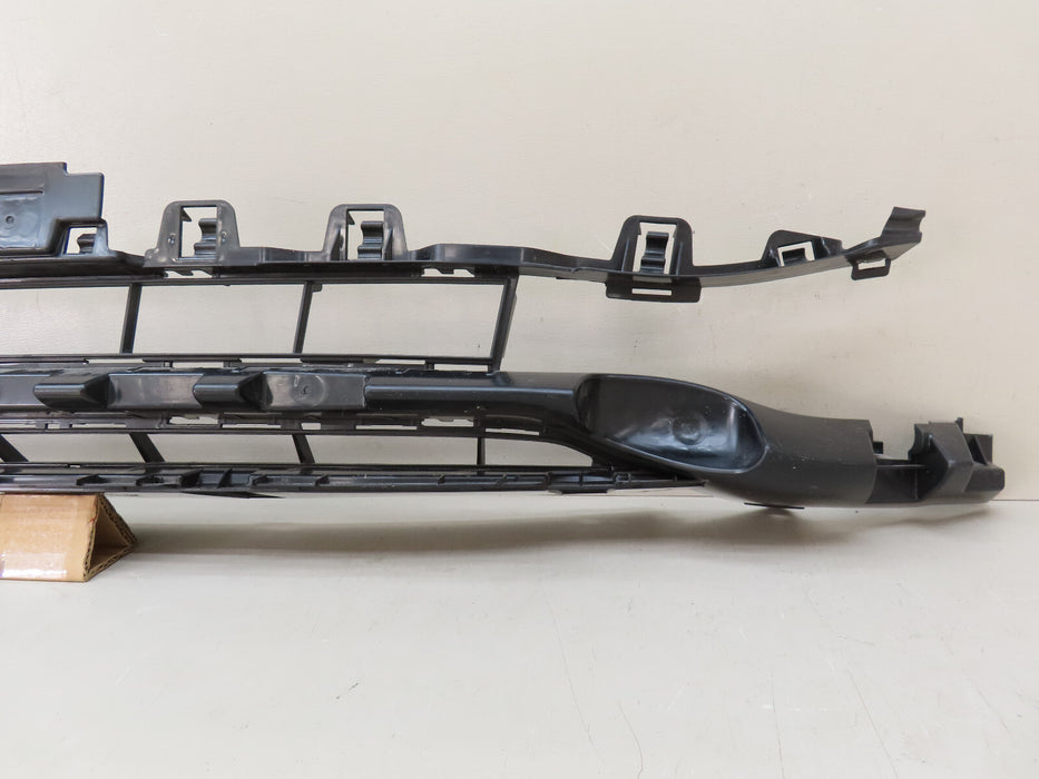 2014-2017 BMW 4 SERIES F32 F33 F36 FRONT AIR INTAKE CENTER INSERT OEM 5111729483