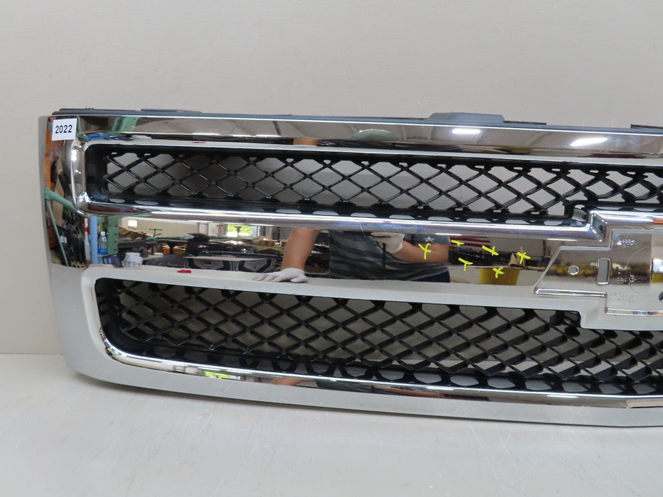 2007-2011 CHEVROLET SILVERADO 1500 FRONT BUMPER GRILLE GRILL OEM 19303978
