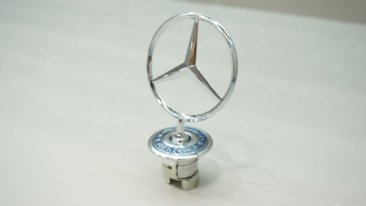 MERCEDES W124 W202 W203 W208 W210 W211 W220 HOOD EMBLEM OEM *MINT*