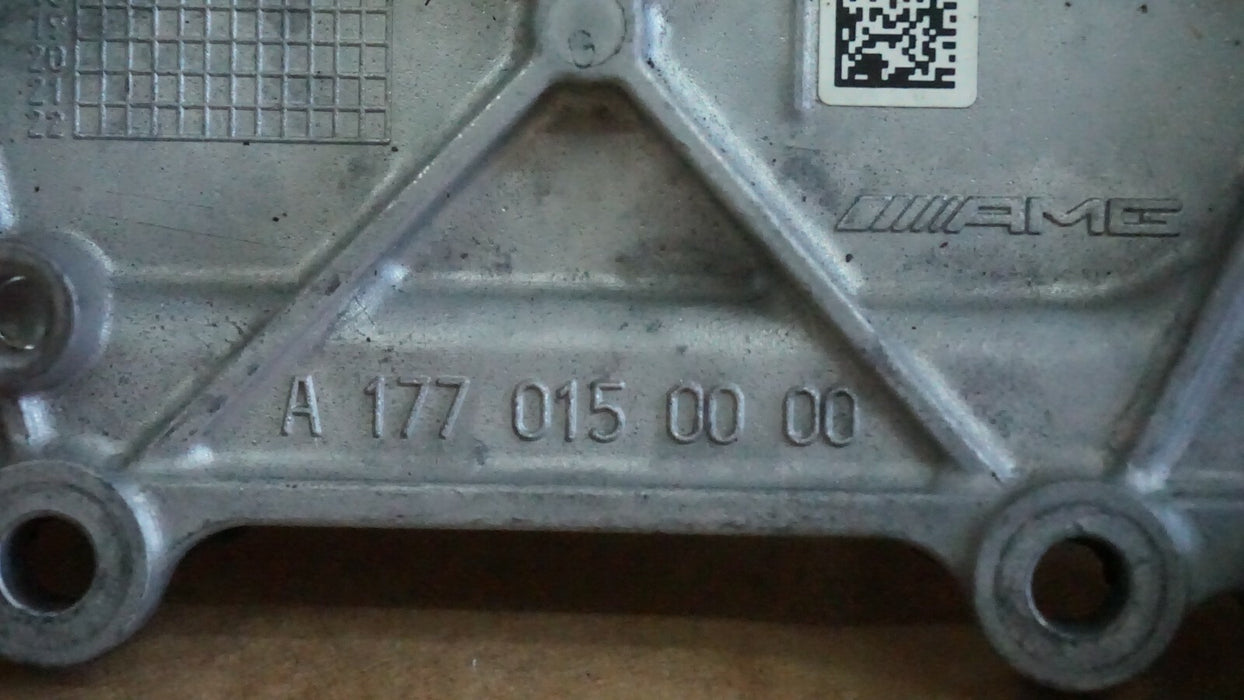 2016-2020 MERCEDES C63 AMG W205 4.0L V8 M177 ENGINE TIMMING COVER PLATE OEM