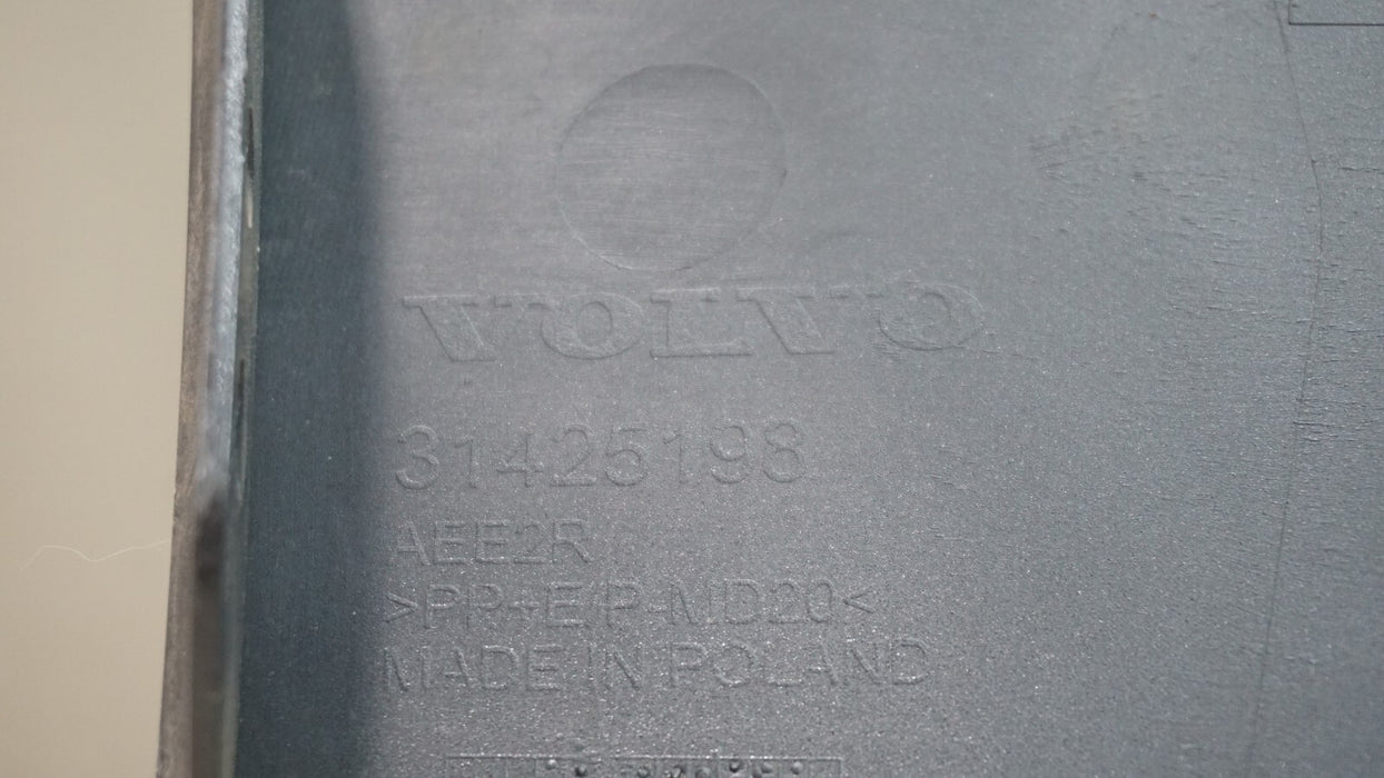2018-2020 VOLVO XC60 REAR BUMPER COVER PANEL OEM 31425198