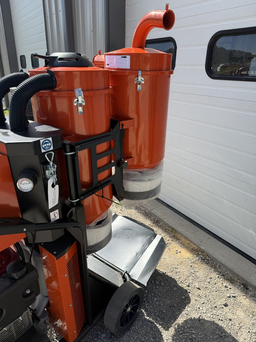 HUSQVARNA T 4000 PETROL SOFF-CUT DUST WITH HEPA FILTERS EXTRACTOR VACCUM UNIT