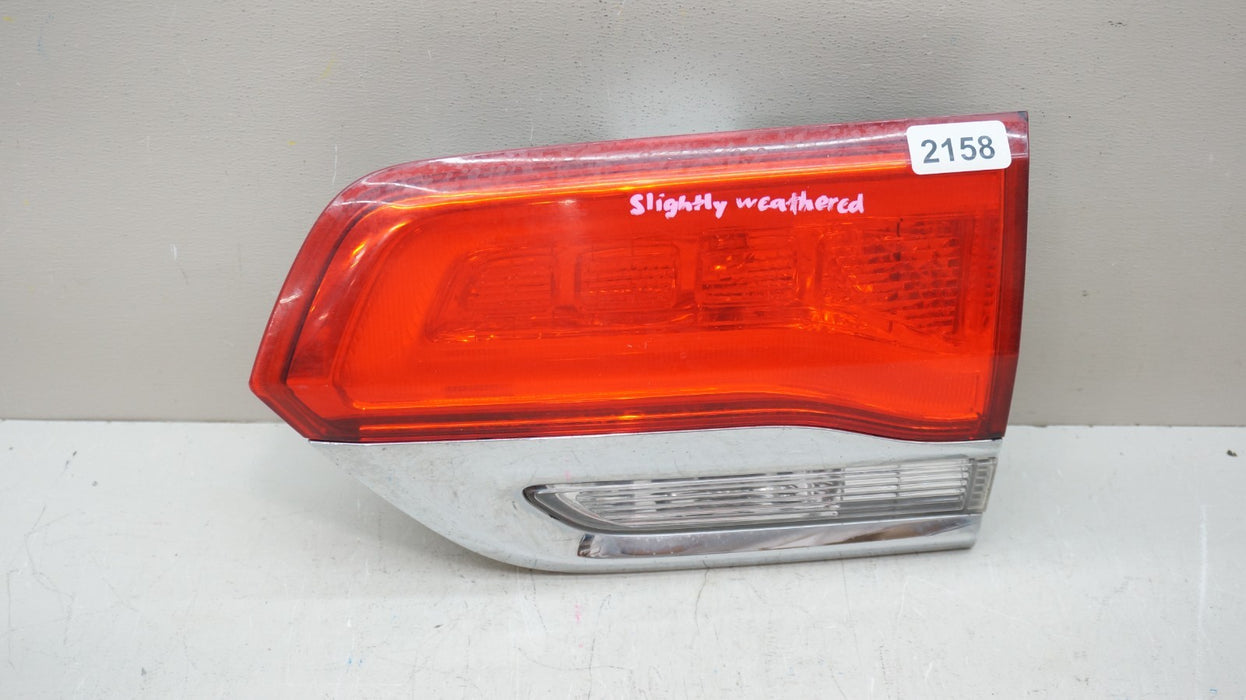 2014-2021 JEEP GRAND CHEROKEE REAR RIGHT PASSENGER SIDE INNER TAIL LIGHT OEM