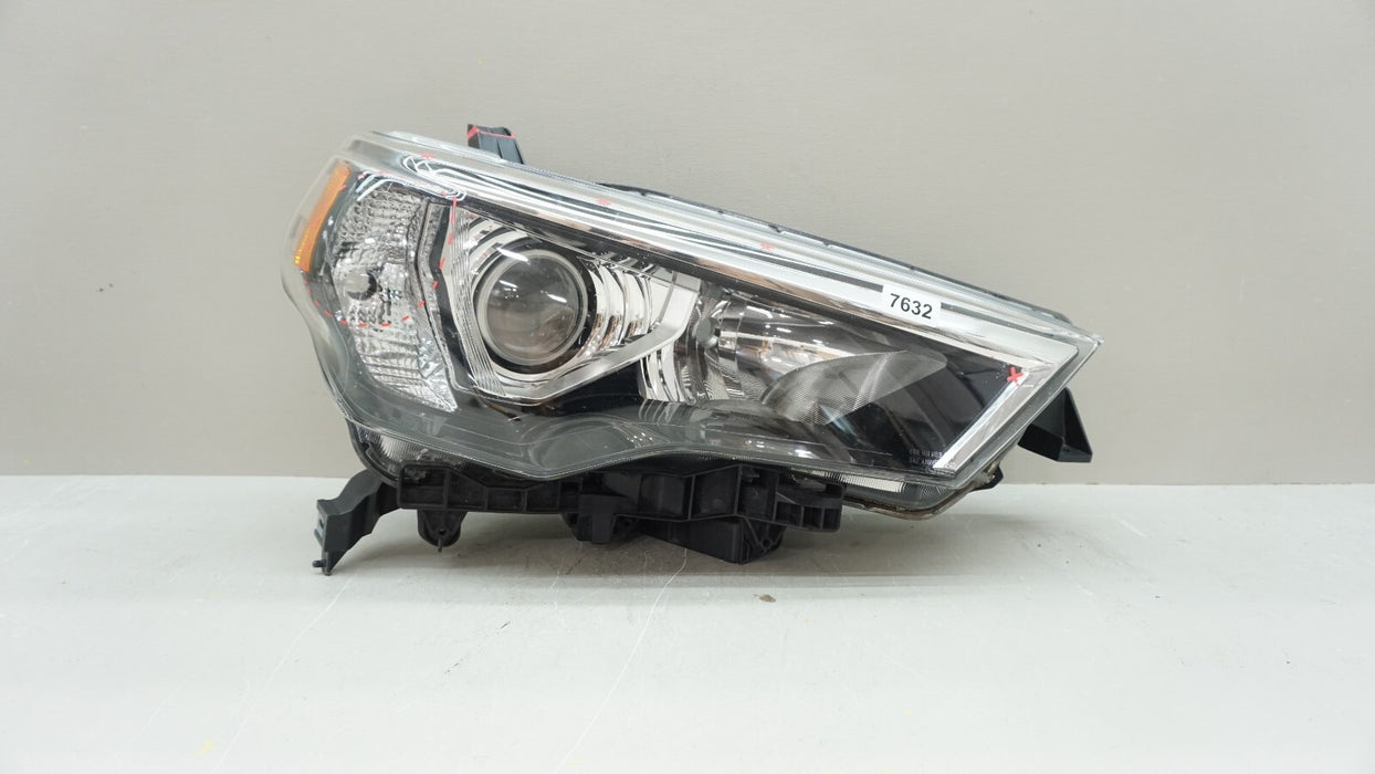 2014-2018 TOYOTA 4RUNNER FRONT RH RIGHT PASSENGER SIDE HEADLIGHT OEM