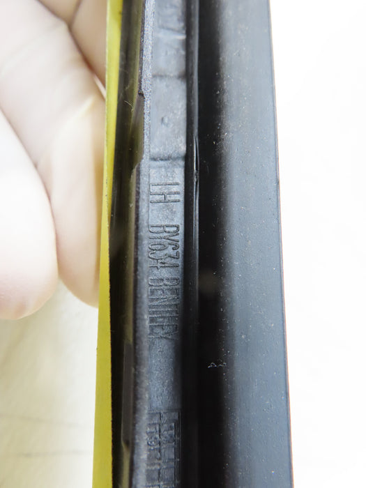 2019-2024 BENTLEY CONTINENTAL GTC RIGHT SIDE EXTERIOR WINDOW SEAL OEM