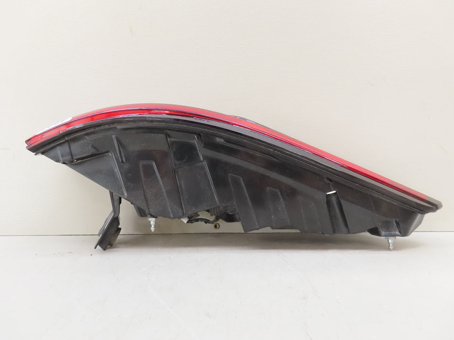 2022-2024 JEEP GRAND CHEROKEE REAR LEFT DRIVER SIDE TAIL LIGHT OEM