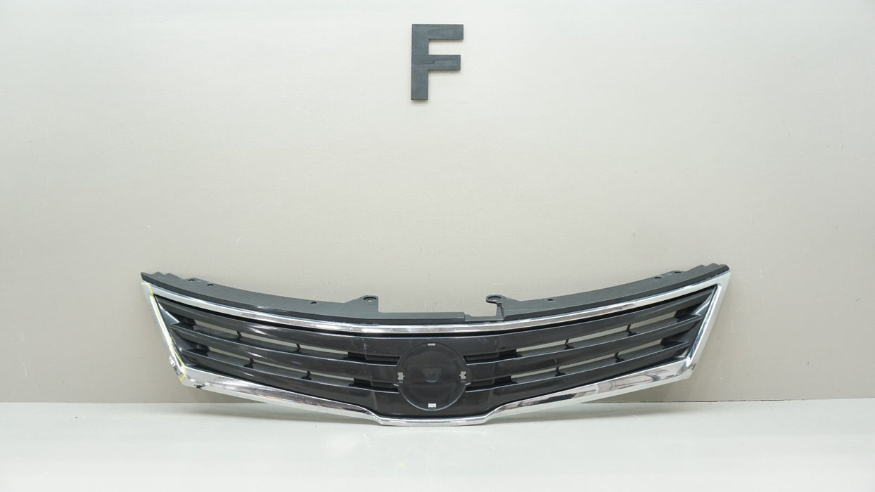 2010-2012 NISSAN VERSA FRONT MAIN GRILLE 62310 ZW80A OEM 10 11 12