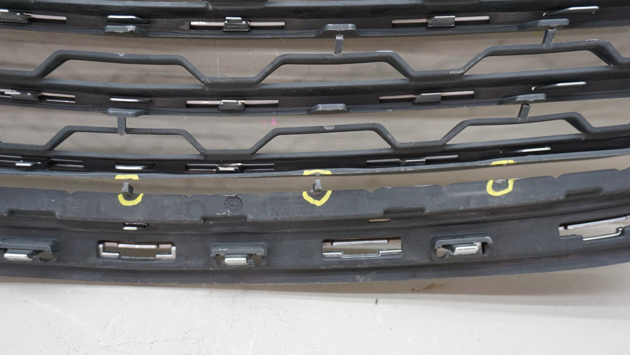 2016-2018 CHEVROLET CHEVY CRUZE FRONT LOWER GRILLE OEM 16 17 18