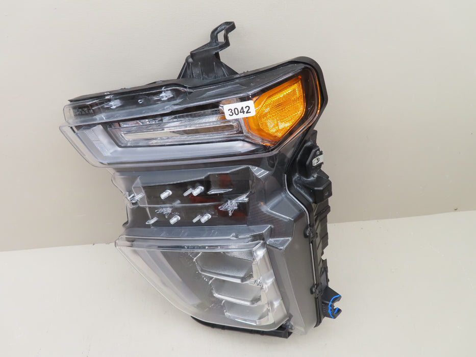 2020-2022 CHEVROLET CHEVY Silverado 2500 3500 LEFT LED HEADLIGHT LAMP OEM