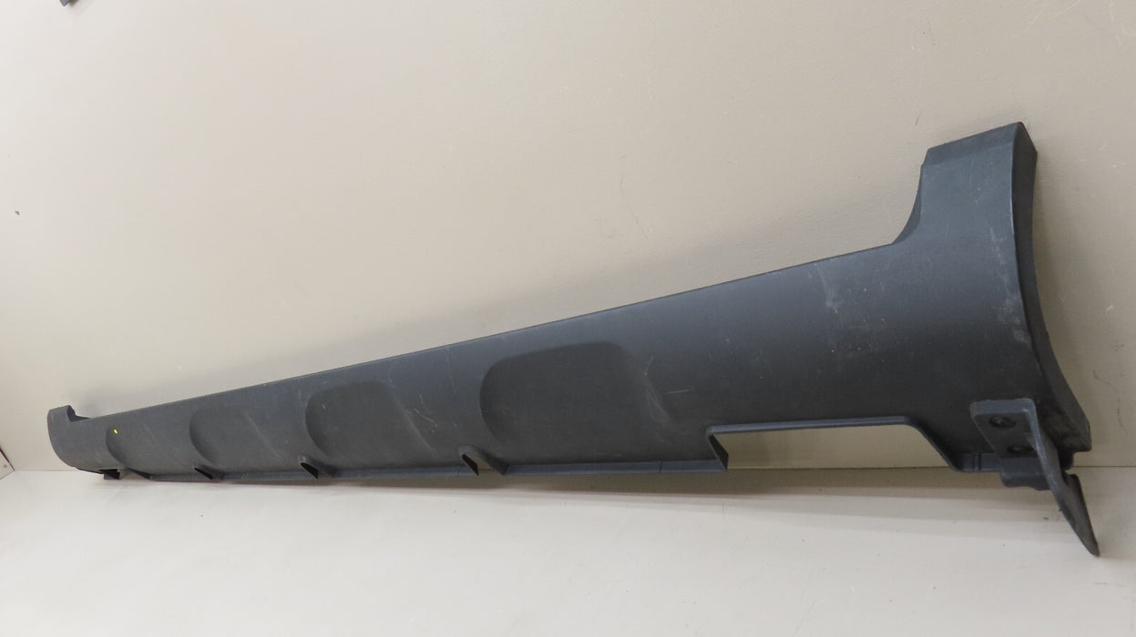 2020-2025 HYUNDAI VENUE LEFT ROCKER SKIRT MOLDING COVER PANEL OEM 87751-K2000