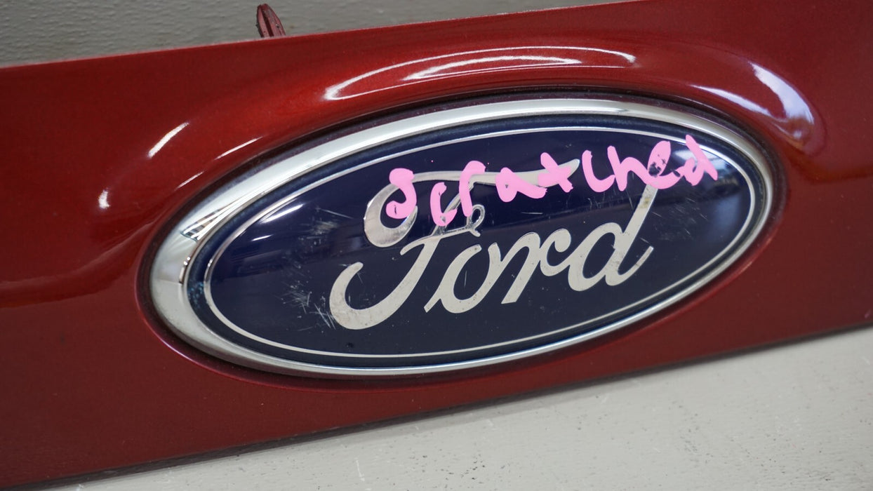 2013-2016 FORD ESCAPE REAR TAILGATE LICENSE MOLDING W/ EMBLEM OEM CJ54-S43404