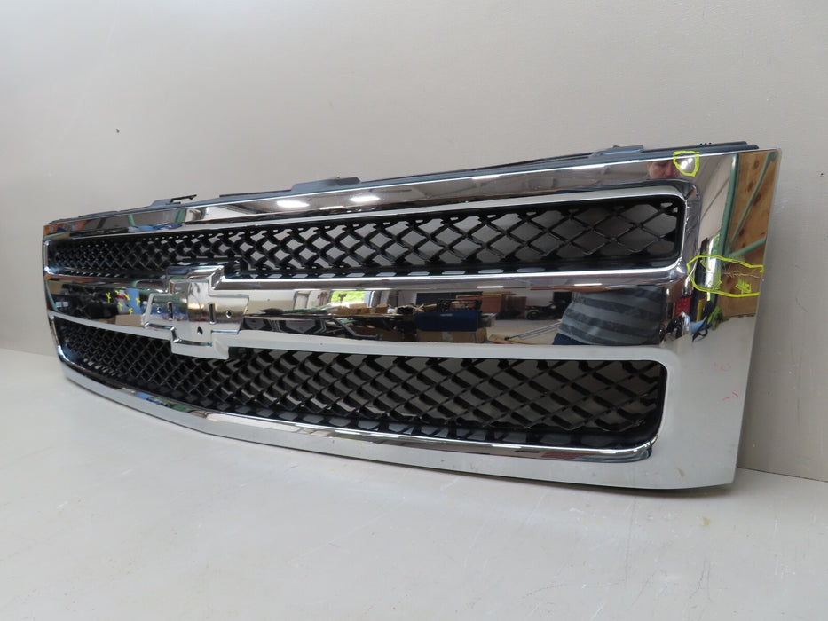2007-2011 CHEVROLET SILVERADO 1500 FRONT BUMPER GRILLE GRILL OEM 19303978