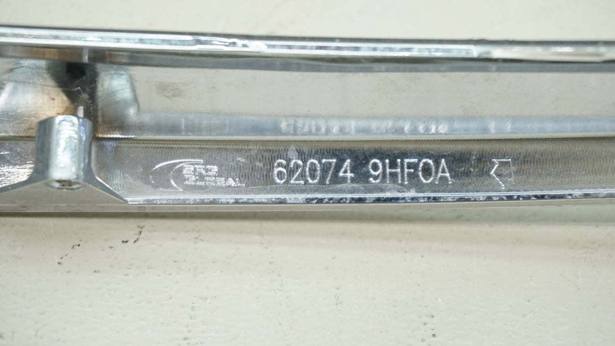 2023-2024 NISSAN ATLIMA FRONT RIGHT GRILLE TRIM MOLDING CHROME OEM 620749HF0A