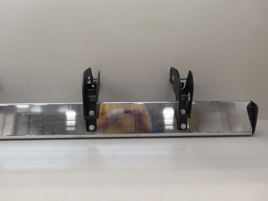 2015-2019 CHEVROLET/GMC SILVERADO-SIERRA 2500 3500 LEFT DRIVER RUNNING BOARD OEM