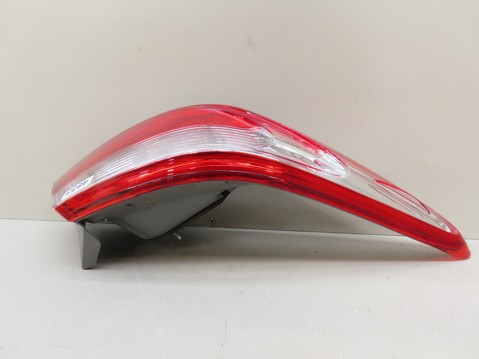2015-2017 TOYOTA CAMRY REAR LEFT DRIVER SIDE OUTER TAIL LIGHT HALOGEN LAMP