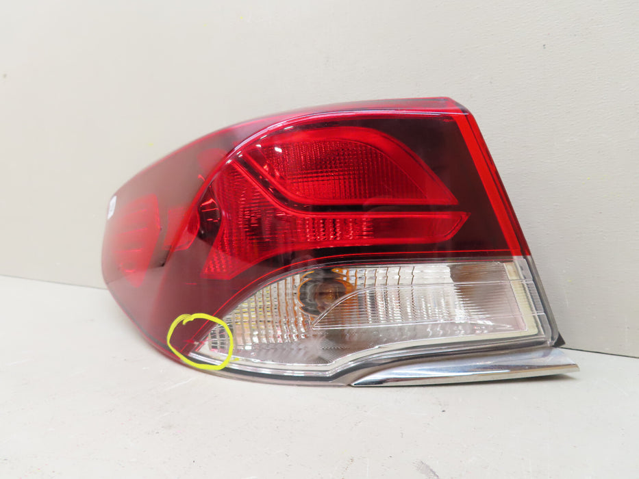 2018 2019 HYUNDAI SONATA REAR LEFT DRIVER TAIL LIGHT OEM 92401-C2