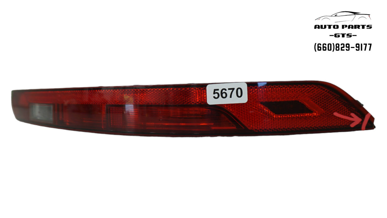 2018-2019 AUDI Q5 REAR RIGHT PASSENGER SIDE REAR BUMPER TAIL LIGHT OEM 18 19