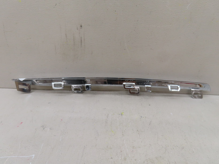2017-2019 MERCEDES-BENZ GLC 300,350E,43AMG FRONT LEFT LOWER TRIM MOLDING OEM