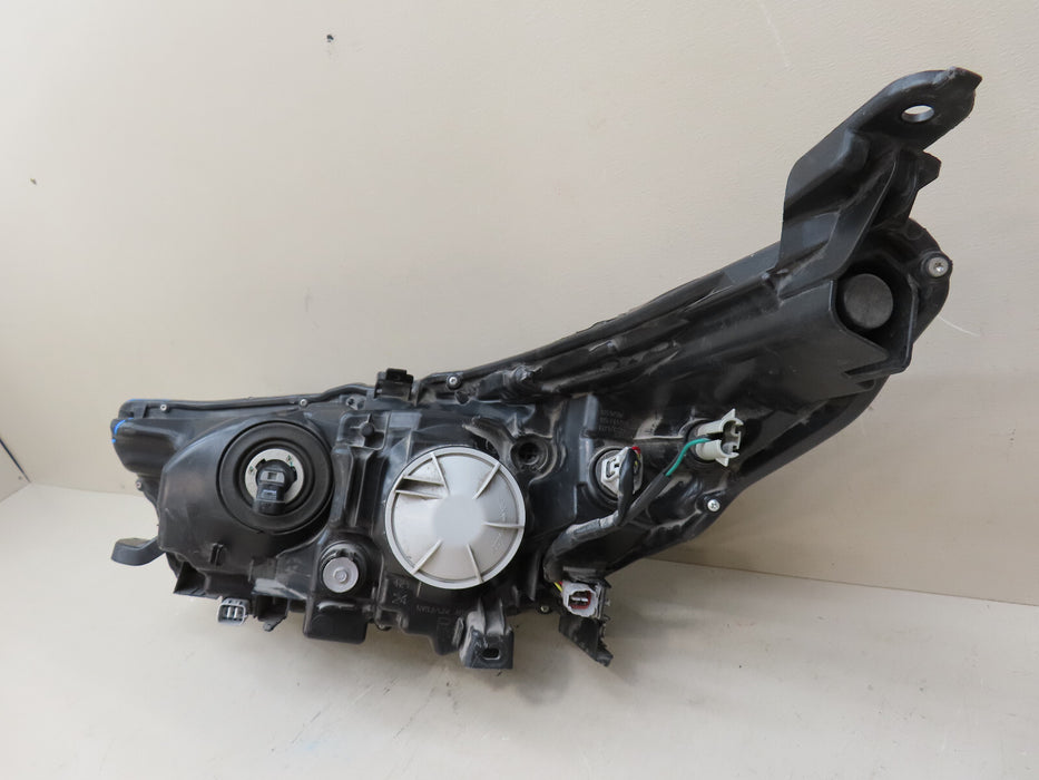 2017-2019 TOYOTA HIGHLANDER FRONT RIGHT PASSENGER HEADLIGHT HALOGEN OEM