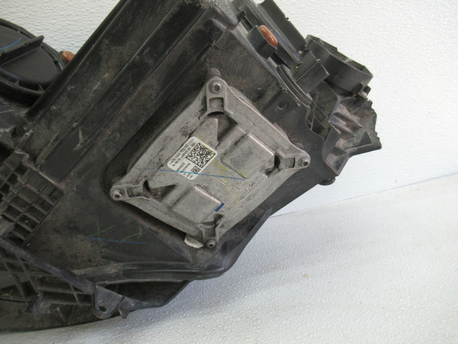2017 2018 2019 2020 CHRYSLER PACIFICA RIGHT XENON HID HEADLIGHT LAMP OEM