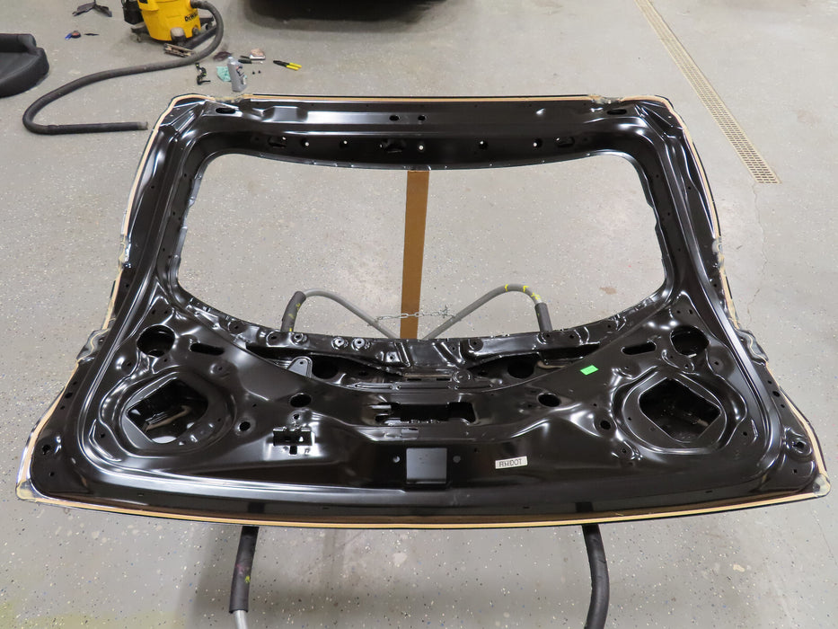 2016 2017 2018 HONDA PILOT REAR TRUNK TAILGATE SHELL OEM NEW (PD)