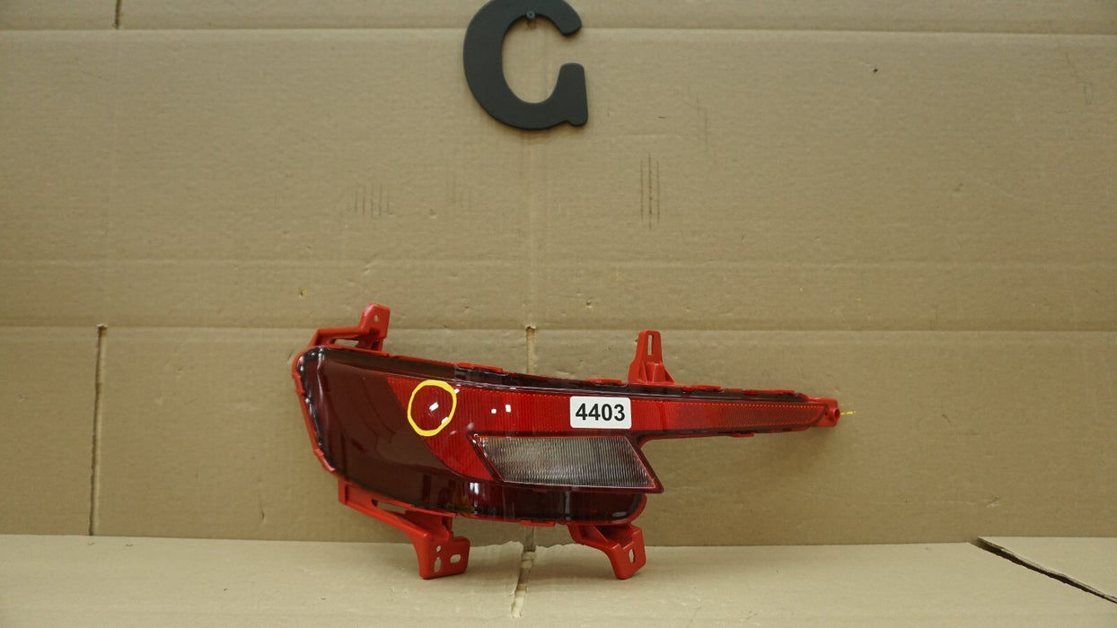 2019-2020 HYUNDAI ELANTRA RIGHT PASSENGER SIDE TAIL LIGHT BUMPER REFLECTOR OEM