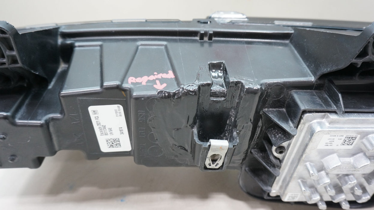 2021-2024 CADILLAC ESCALADE FRONT LEFT DAYTIME RUNNING LIGHT DRL OEM 85117442