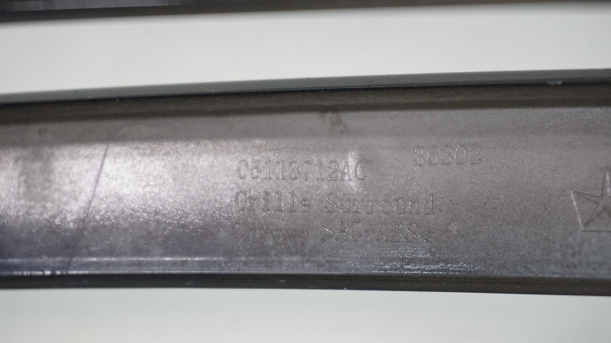 2014-2020 DODGE DURANGO FRONT BLACK GRILLE TRIM OEM 05113712AC