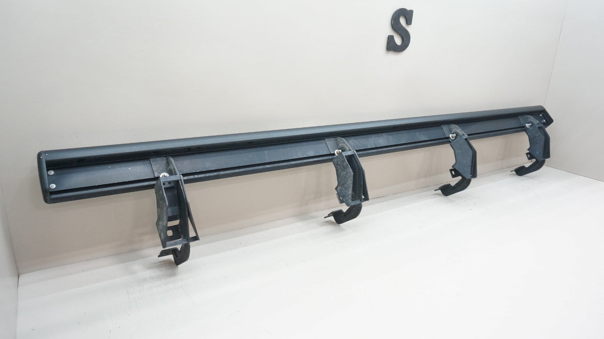 2020-2025 CHEVROLET SILVERADO / GMC SIERRA 2500 3500 LEFT RUNNING BOARD OEM
