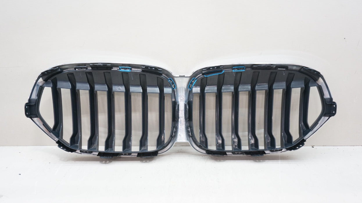 2019-2021 BMW X1 G01 FRONT BUMPER RADIATOR GRILLE OEM 8493450