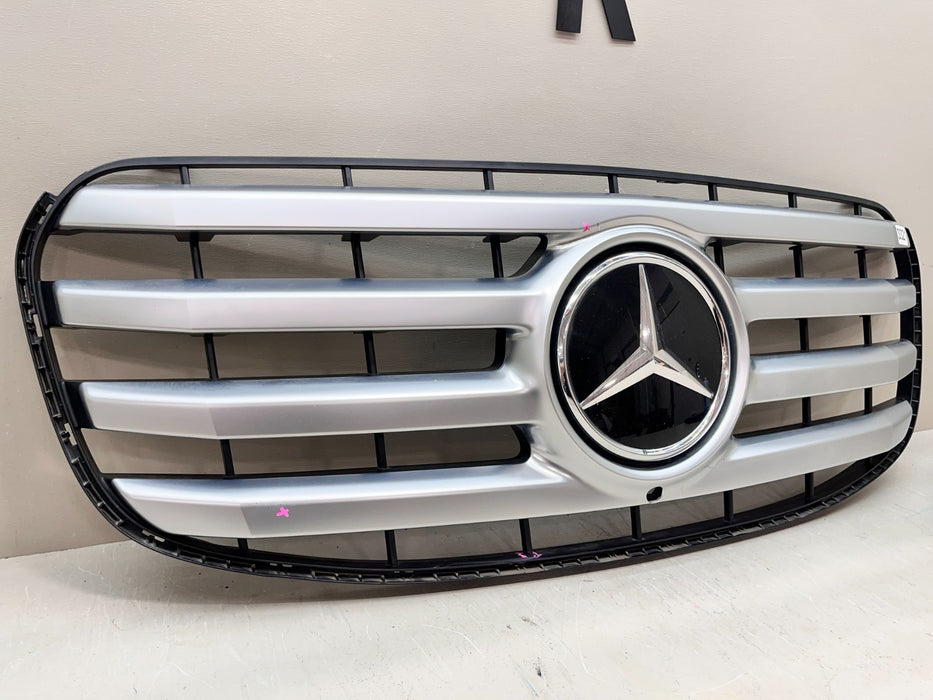 2024-2025 MERCEDES-BENZ GLS FRONT BUMPER GRILLE GRILL A1678882201 OEM