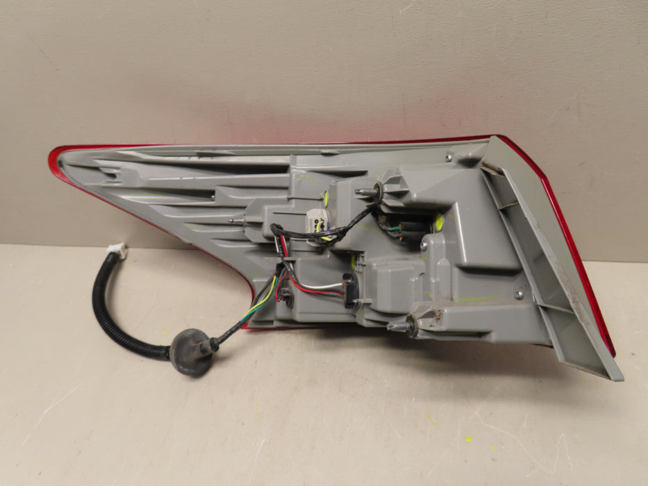 2016-2019 NISSAN SENTRA REAR RIGHT PASSENGER SIDE TAIL LIGHT HALOGEN OEM