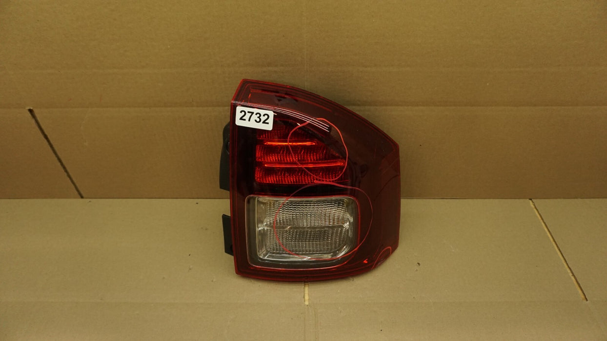 2014 2015 2016 2017 JEEP COMPASS REAR RIGHT PASSENGER SIDE TAIL LIGHT OEM