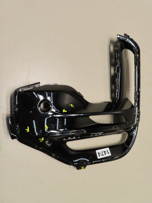 2018 2019 2020 2021 BMW X5 M SPORT FRONT RIGH BUMPER FOG LIGHT BEZEL 51118092688