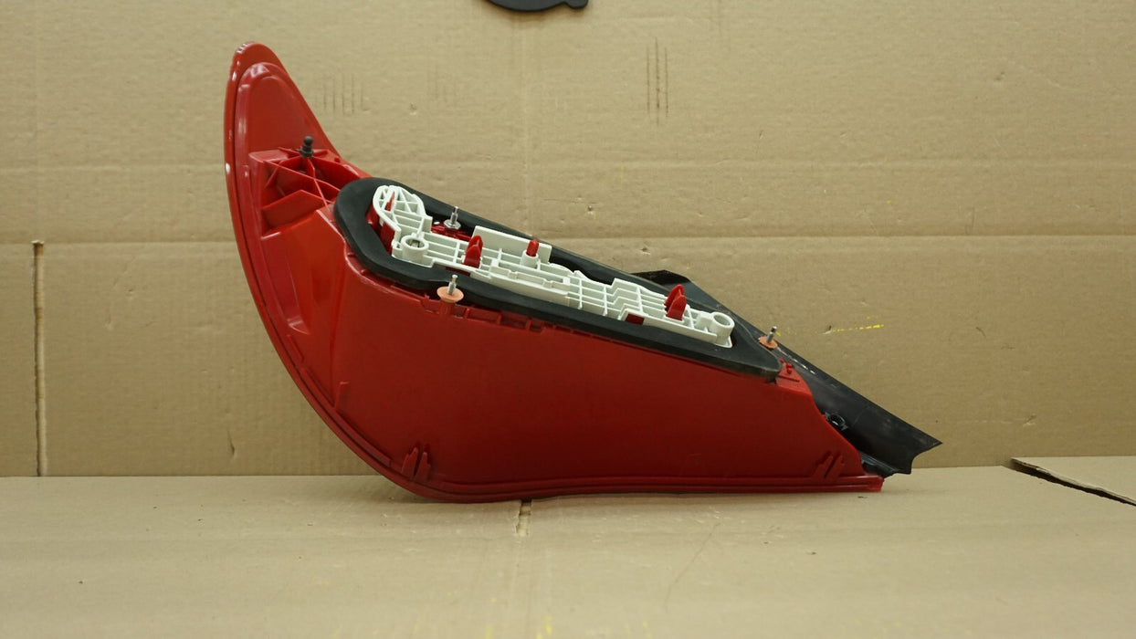 2014-2019 MERCEDES CLA 250 REAR RIGHT PASSENGER SIDE TAIL LIGHT LAMP A117906020