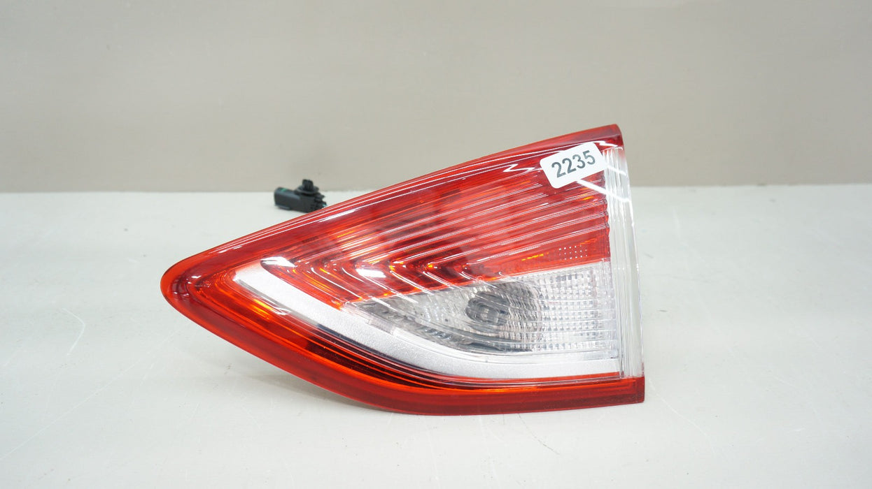 2013-2016 FORD ESCAPE REAR RIGHT PASSENGER SIDE INNER TAIL LIGHT OEM