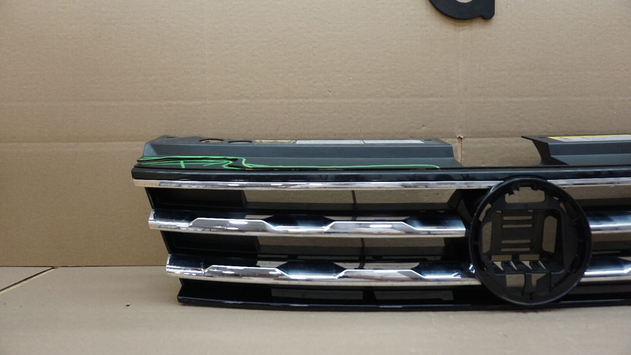 2018-2021 VOLKSWAGEN TIGUAN FRONT CENTER GRILL GRILLE OEM 18 19 20 21