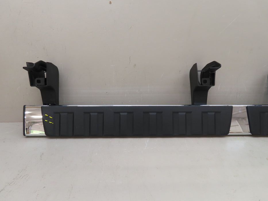 2007-2019 CHEVROLET SILVERADO 1500 LEFT/RIGHT SIDE ROCKER PANEL OEM