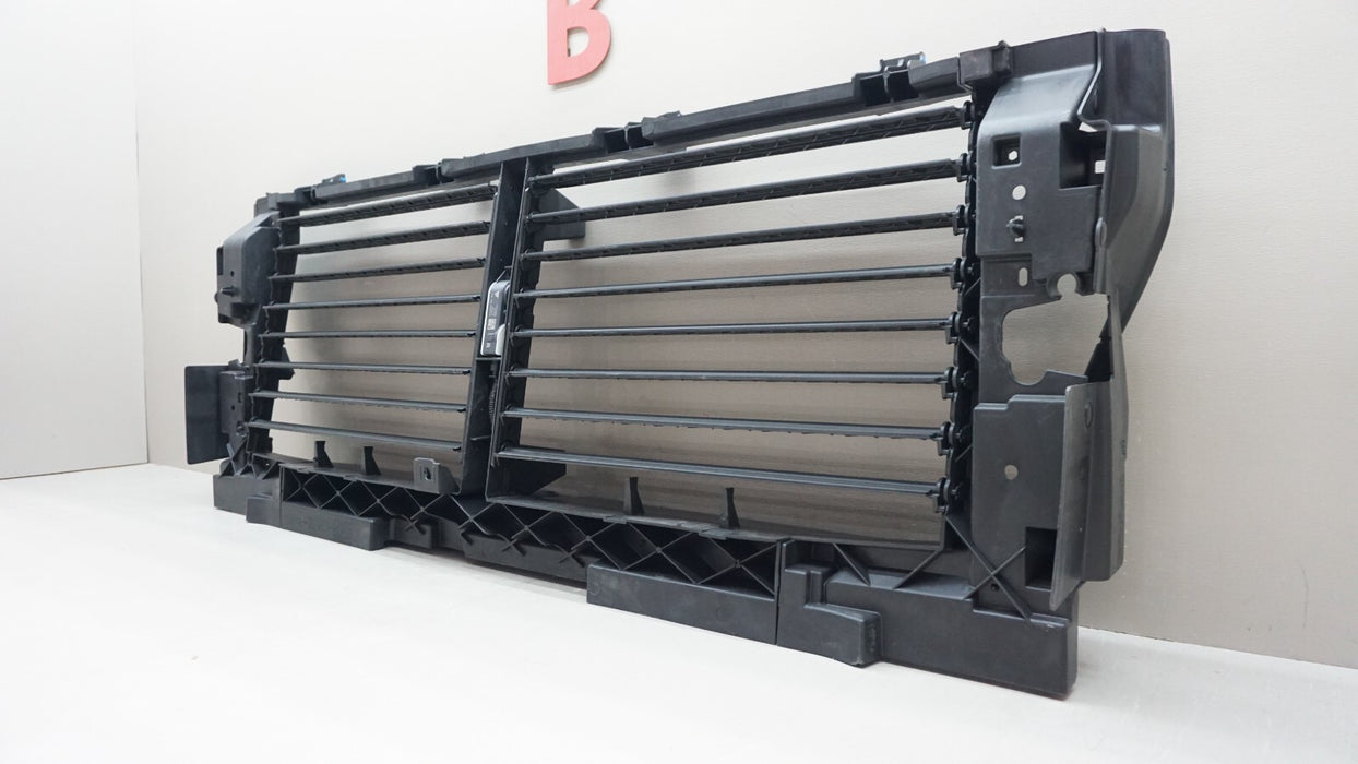 2021-2024 GMC YUKON FRONT RADIATOR AIR SHUTTER W / MOTOR OEM 2002016