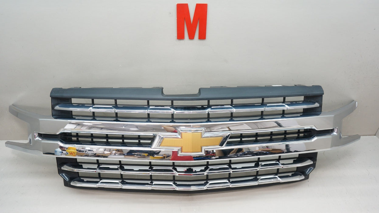 2019-2022 CHEVROLET SILVERADO 1500 FRONT RADIATOR GRILLE GRILL 84123596 OEM
