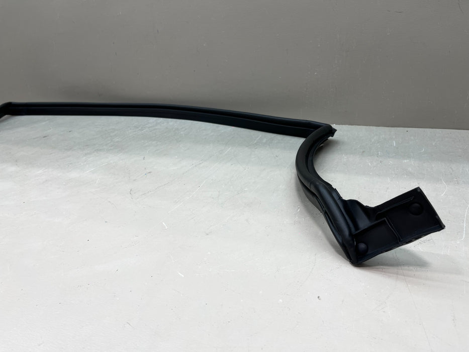 2018-2026 JEEP WRANGLER SWING GATE TO BODY WEATHERSTRIP 68271740AH OEM