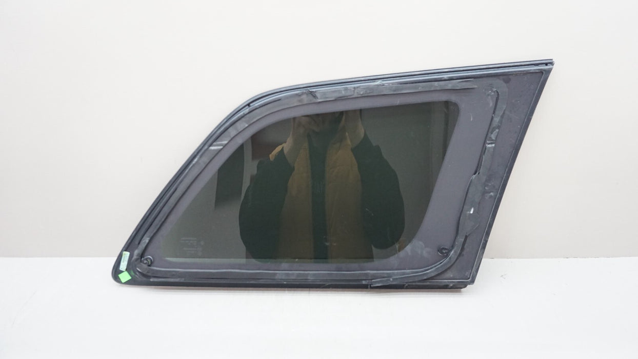 2017-2021 JEEP GRAND CHEROKEE REAR LEFT QUARTER WINDOW 68259511AB OEM