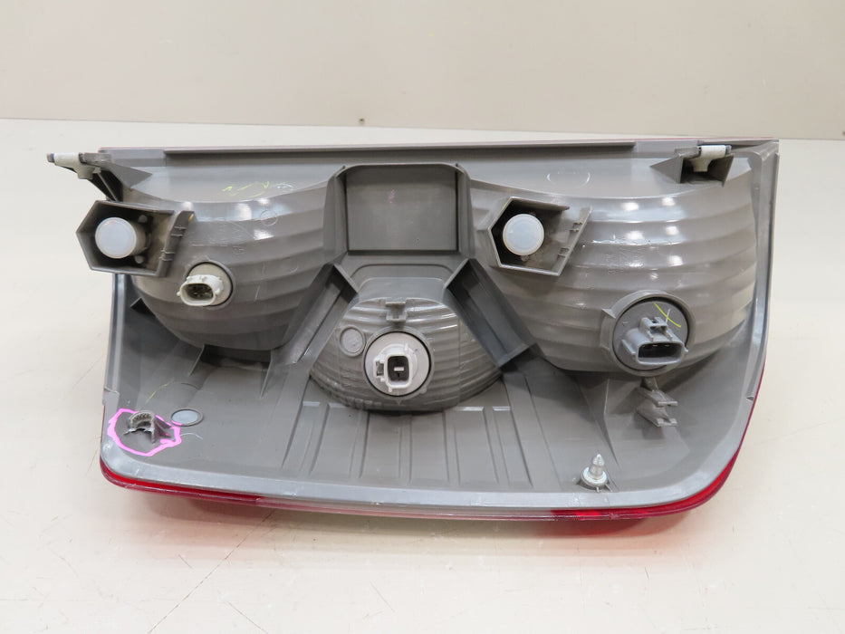 2014-2020 TOYOTA TUNDRA REAR RIGHT PASSENGER SIDE TAIL LIGHT HALOGEN OEM