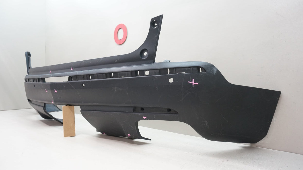 2017-2019 CADILLAC XT5 REAR BUMPER COVER PANEL OEM 84102921